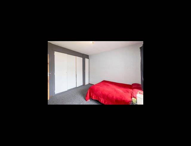 2 BEDROOM APARTMENT FOR SALE IN WINDSOR EAST